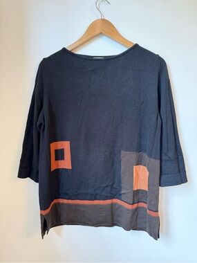 Women’s Escorpion Black Geometric Premium Knit Top with Orange Accents